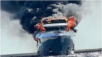 വാങ്ങി ഒരു മാസത്തിനുള്ളില്‍ ഉള്‍ക്കലടില്‍ വച്ച് കത്തിയത് 20 മില്യൺ പൗണ്ട് വിലമതിക്കുന്ന സൂപ്പർ യാച്ച് 