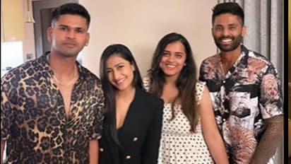 శ్రేయాస్ అయ్యర్‌తో కలిసి పార్టీకి వెళ్లిన ధనుశ్రీ వర్మ... సూర్యకుమార్ యాదవ్ పోస్టుతో రచ్చ...