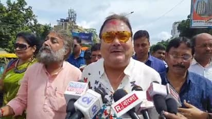 "এখন তো দেখছি সবাই চড়াম চড়াম করছে, তাহলে বলতে হয় অনুব্রতই ঠিক ছিল" বিরোধীদের কটাক্ষ মদনের