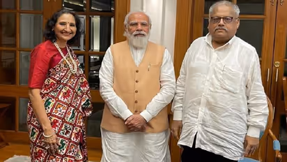 मुड़ी-तुड़ी शर्ट पहनकर नरेंद्र मोदी से मिलने चले गए थे झुनझुनवाला, PM से लेकर वित्त मंत्री तक ने किया याद