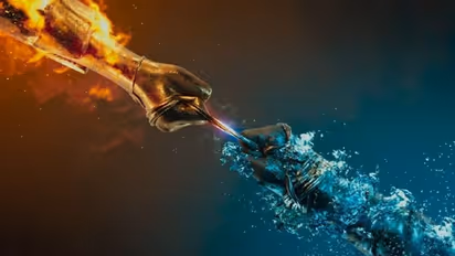 RRR పై హాలీవుడ్ ప్రఖ్యాత దర్శకుడు రివ్యూ.. ఇంటర్వెల్ కార్డుకే ఫిదా, ఏకైక చిత్రం అంటూ ప్రశంసలు