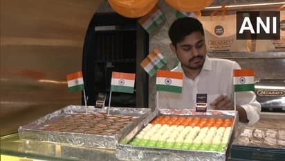 স্বাধিনতার প্রাক্কালে ৫০% ছাড়ে মিলছে মিষ্টি, কারা পাবেন এই বিশেষ ছাড়?