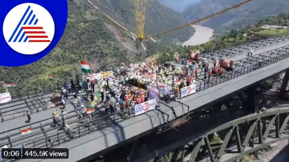 ಕಾಶ್ಮೀರದಲ್ಲಿ ಸ್ವಾತಂತ್ರ ಸಂಭ್ರಮ: ವಿಶ್ವದ ಅತೀ ಎತ್ತರದ ಸೇತುವೆ ಮೇಲೆ ಹಾರಿದ ರಾಷ್ಟ್ರಧ್ವಜ