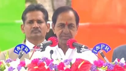 స్వాతంత్య్ర సమరయోధులు ఆత్మలు ఘోషించేవి.. పంద్రాగస్టు వేదికగా కేంద్రంపై కేసీఆర్ ఫైర్