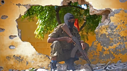 യുഎസ് ആക്രമണം;  അൽ-ഷബാബ് ഇസ്ലാമിസ്റ്റ് തീവ്രവാദി ഗ്രൂപ്പിലെ 13 അംഗങ്ങൾ കൊല്ലപ്പെട്ടതായി സോമാലിയ 