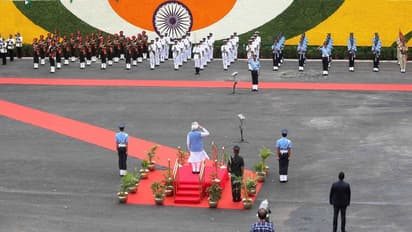 77ನೇ ಸ್ವಾತಂತ್ರ್ಯ ದಿನಾಚರಿಸಿ ನಿದ್ರಿಸುವಂತಿಲ್ಲ, ನೆಮ್ಮದಿಯ ನಾಳೆಗಾಗಿ ಸಾಕಷ್ಟು ದೂರ ಸಾಗಬೇಕಿದೆ ಭಾರತ!