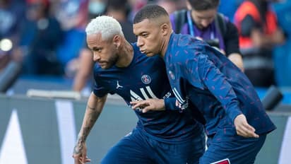 പാരീസില്‍ നിന്ന് 'സുല്‍ത്താനെ' റാഞ്ചാന്‍ ചെല്‍സി! പിഎസ്ജിയുമായി ഇടഞ്ഞ നെയ്മര്‍ക്ക് മോഹിപ്പിക്കുന്ന തുക