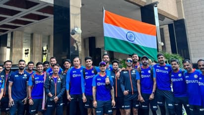 സിംബാബ്വെയിൽ സ്വാതന്ത്ര്യദിനം ആഘോഷിച്ച് ഇന്ത്യന് ക്രിക്കറ്റ് ടീം; പരിശീലനം തുടങ്ങി