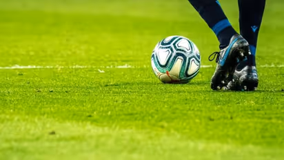 ഖത്തർ ലോകകപ്പ് ആവേശം മലയാളക്കരയിൽ അലയടിച്ചുയരും, 'ആയിരം ഗോളടിക്കാൻ പോരുന്നോ' ചോദിച്ച് സർക്കാർ