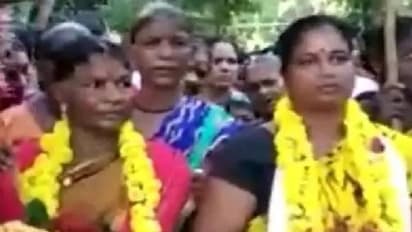 കാലാകാലങ്ങളായി ഇവിടെ സ്ത്രീകൾ പരസ്പരം വിവാഹം കഴിക്കുന്നു