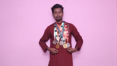 Grandmaster Bikram Sutradhar: The youngest person to recite the maximum square root of 3