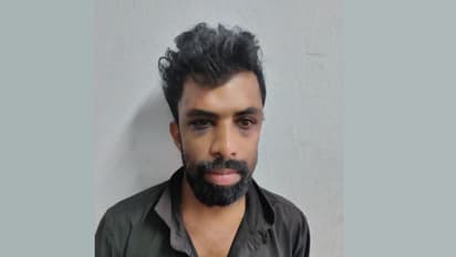 'കലി കയറിയാല് 'പറന്നിടിക്കും'. കാപ്പയിലും രക്ഷയില്ല, പൊലീസിന് തലവേദനയായ ഹനുമാന് കണ്ണന് വീണ്ടും അറസ്റ്റില്