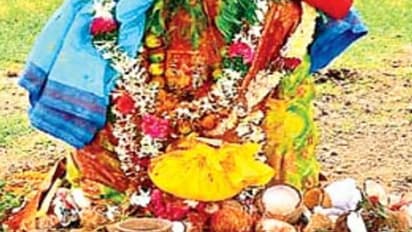 వరంగల్‌లో సినిమాటిక్ సన్నివేశం.. రాత్రికి రాత్రే వెలిసిన పోచమ్మ విగ్రహం.. మరుసటి రోజే ఊహించని ట్విస్ట్..  