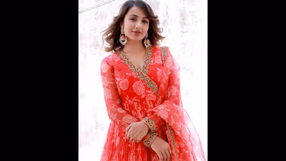 శ్రీరెడ్డిపై మరోసారి రెచ్చిపోయిన బోల్డ్ బ్యూటీ తేజస్వి మదివాడ.. తప్పు చేసి గోల చేయడమెందుకంటూ కౌంటర్లు 