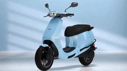 ഈ സ്കൂട്ടറിന് പത്തുമടങ്ങ് അധിക വില്പ്പന, അത്യദ്ഭുതമെന്നും ഒരു യുഗം അവസാനിച്ചെന്നും ഒല മുതലാളി!