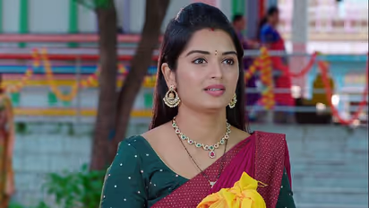 Janaki kalaganaledu: జ్ఞానాంబ కాబోయే అత్తగారని తెలుసుకున్న జెస్సి.. జానకికి అబద్దం చెప్పిన అఖిల్!