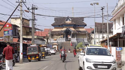 പ്രളയവും കൊവിഡും തകർത്ത കാലം, പ്രതീക്ഷ വിടാതെ ആറന്മുളക്കാർ