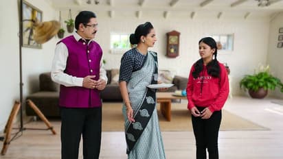 Karthika Deepam: డాక్టర్ బాబు తీసుకెళ్లిపోయిన మోనిత.. ఏం చెయ్యలేని స్థితిలో వంటలక్క!