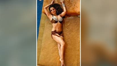 আমিশা প্যাটেলের বিচ-বাম ছবিগুলি দেখেছেন কি? চোখ ফেরাতেই পারবেন না গ্যারান্টি