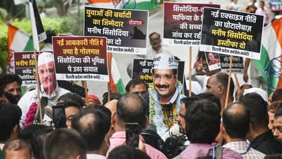 मनीष सिसोदिया के यहां CBI के छापे के बाद ED की एंट्री के संकेत, कभी भी गिरफ्तारी, जानिए 10 बड़ी बातें