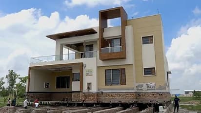 पंजाब में किसान ने डेढ़ करोड़ से बनाया ड्रीम हाउस, लेकिन अब 500 फीट दूर खिसकाया जा रहा...जानिए क्यों