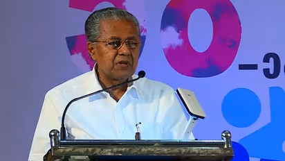 മാധ്യമങ്ങൾ കുറ്റവാളികളുമായി ധാരണയുണ്ടാക്കുന്ന സ്ഥിതി, ക്രിയാത്മക വിമര്ശനം ഉൾക്കൊള്ളും: മുഖ്യമന്ത്രി