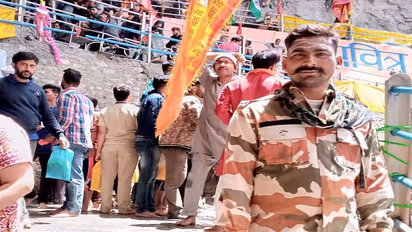 शहीद पति के मूछों में ताव देकर प्रेग्नेंट पत्नी ने कहा- अलविदा, घर वालों को सदमा ना लगे इसलिए 2 दिन ऐसे रही