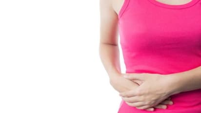 ആർത്തവ സമയമാണെങ്കിൽ ചുവന്ന സ്റ്റിക്കർ ധരിക്കണം, വനിതാജീവനക്കാരോട് കഫേ ഉടമ