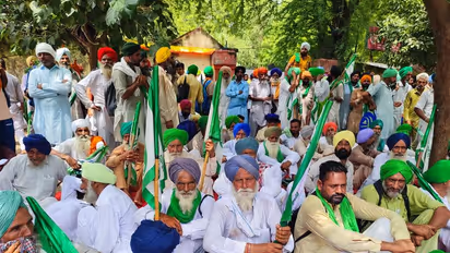 ಇಂದು ಮತ್ತೆ ದಿಲ್ಲಿಗೆ ಲಕ್ಷಾಂತರ ರೈತರ ಮುತ್ತಿಗೆ:  ಕನಿಷ್ಠ ಬೆಂಬಲ ಬೆಲೆ ಖಾತ್ರಿಗೆ ಒತ್ತಾಯಿಸಿ ಬೃಹತ್‌ ಪ್ರತಿಭಟನೆ