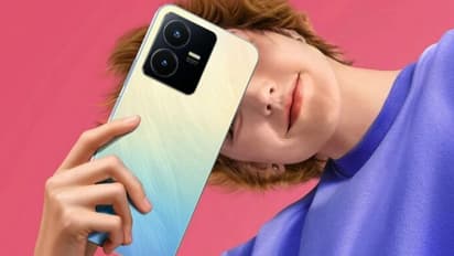 50MP कैमरा के साथ लॉन्च हुआ Vivo V22s स्मार्टफोन, कम कीमत में मिलेंगे ये धांसू फीचर्स