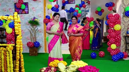 Devata: దేవుడమ్మ ఇంట్లో బారసాల వేడుకలు.. కమల కూతురుకి రుక్మిణి పేరు!