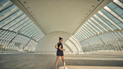 Nayanthara: పొట్టి నిక్కర్ లో మంటలు రేపుతున్న నయనతార.. తన భార్య అందంపై విగ్నేష్ కామెంట్స్ 