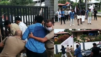 കാര്യവട്ടം കോളേജ് പ്രിൻസിപ്പലിനെ എസ്എഫ്ഐ പ്രവര്‍ത്തകര്‍ മുറിയിൽ പൂട്ടിയിട്ടു