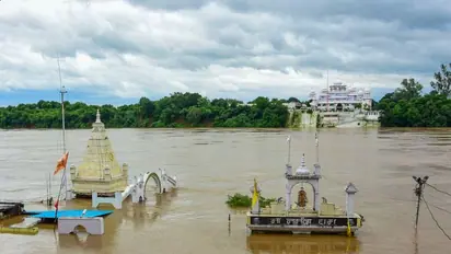Monsoon Alert: पूर्वोत्तर मप्र से पश्चिमी हिस्सों में शिफ्ट हुआ भारी बारिश का डर, जानिए विभिन्न राज्यों का हाल