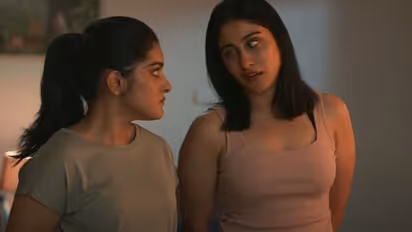 రెజీనా, నివేతా 'శాకిని డాకిని' ఫన్ అండ్ థ్రిల్లింగ్ టీజర్ ఇదిగో.. ఇద్దరూ రెచ్చిపోయారుగా