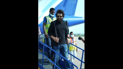 'கோப்ரா' ப்ரோமோஷனுக்கு திருச்சி சென்ற விக்ரம் - ஸ்ரீநிதி ஷெட்டி! இணையத்தை கலக்கும் ஏர்போர்ட் போட்டோஸ்! 