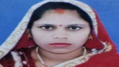 वाराणसी: संदिग्ध परिस्थितियों में कमरे में लटकता मिला विवाहिता का शव, हत्या के पीछे सामने आई चौंकाने वाली वजह