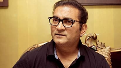 ಪಬ್‌ನಲ್ಲಿ ಬಾಲಕಿಗೆ ಬಲವಂತವಾಗಿ ಕಿಸ್‌ ಮಾಡಿದ ಬಾಲಿವುಡ್‌  ಗಾಯಕ