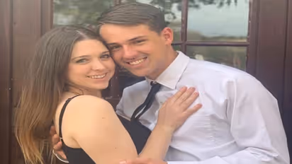 अंधी थी तब उसने प्यार किया, जब आंखों की रोशनी आई तो बदल गई दुनिया