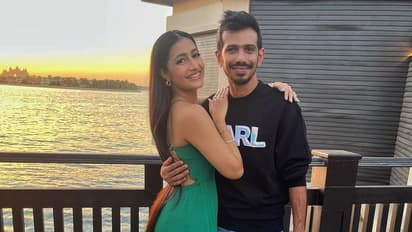 धनश्री वर्मा के मायके जाने की बात पर घुटने के बल नाचने लगे यजुवेंद्र चहल, फैंस बोले-'फाइनली सब वापस आ गए'