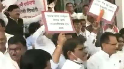 आपस में भिड़ गए शिंदे-उद्धव गुट के MLA: 50 खोके...एकदम ओके, विधानसभा में विपक्ष ने लगाए ऐसे नारे