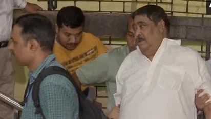 আদালতে ঢুকেই 'হুমকি চিঠি'র প্রসঙ্গ তুললেন অনুব্রত, পাল্টা 'মামলার পক্ষ' হওয়ার হুশিয়ারি বিচারকের