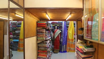 విజయవాడలో చీరల దొంగల ముఠా ... ఆటకట్టించిన డిప్యూటీ సీఎం కూతురు  