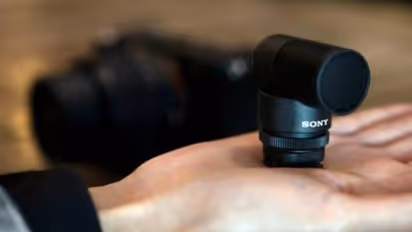 വ്ലോഗർമാരേ ഇതിലെ....ഇതിലെ.... ; വ്ളോഗര്മാര്ക്കായി ഷോട്ട്ഗണ് മൈക്ക് പുറത്തിറക്കി സോണി