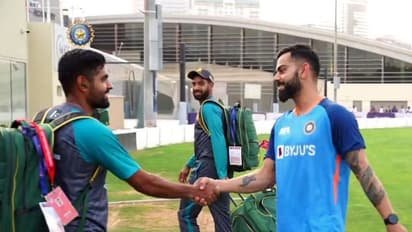 Asia Cup 2022: विराट-बाबर ने किया हैंड शेक, ये होंगे टीम के कोच, देखें दुबई में कैसे हुआ टीमों का अराइवल...