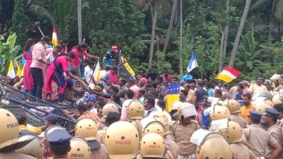 വിഴിഞ്ഞം തുറമുഖ സമരം പത്താം നാള്‍: സമരത്തിനെതിരെ ഇ പി ജയരാജന്‍, സമരം കടുപ്പിക്കാന്‍ ലത്തീന്‍ സഭയും  