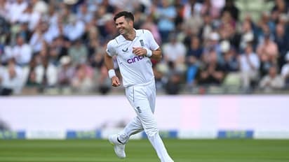 டெஸ்ட் கிரிக்கெட்டில் வரலாறு படைத்த ஜேம்ஸ் ஆண்டர்சன்..!