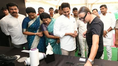 రాష్ట్రంలో ప్లాస్టిక్ ఫ్లెక్సీలపై నిషేధం: విశాఖలో సీఎం జగన్