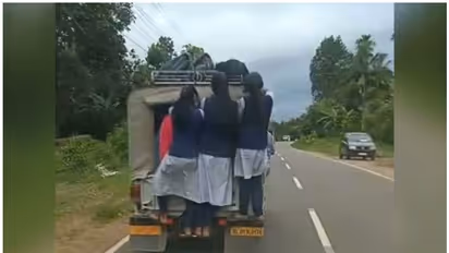 സ്കൂൾ വിദ്യാർത്ഥിനികളെ ജീപ്പിൽ നിർത്തി സാഹസിക യാത്ര; വാഹനം കസ്റ്റഡിയിലെടുത്ത് മോട്ടോർ വാഹന വകുപ്പ്