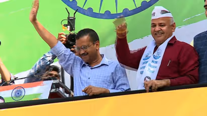 'ഒന്നിന് പുറകെ ഒന്നായി സംസ്ഥാന സർക്കാരുകൾ വീഴുന്നു,ഇതിന് പിന്നിൽ ഒരു സീരിയൽ കില്ലർ' അരവിന്ദ് കെജ്രിവാൾ